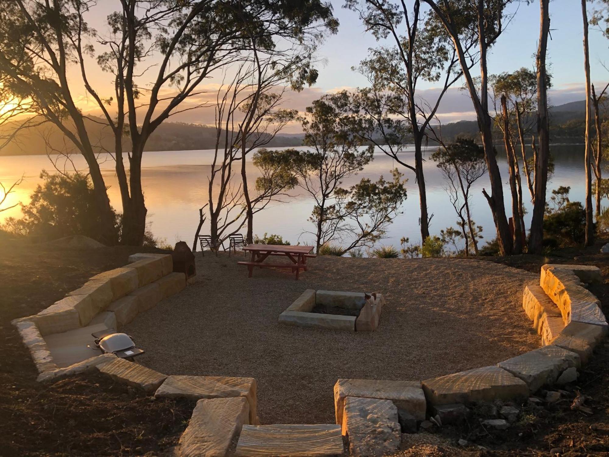 Tranquil Point Guest House Cygnet Exterior photo